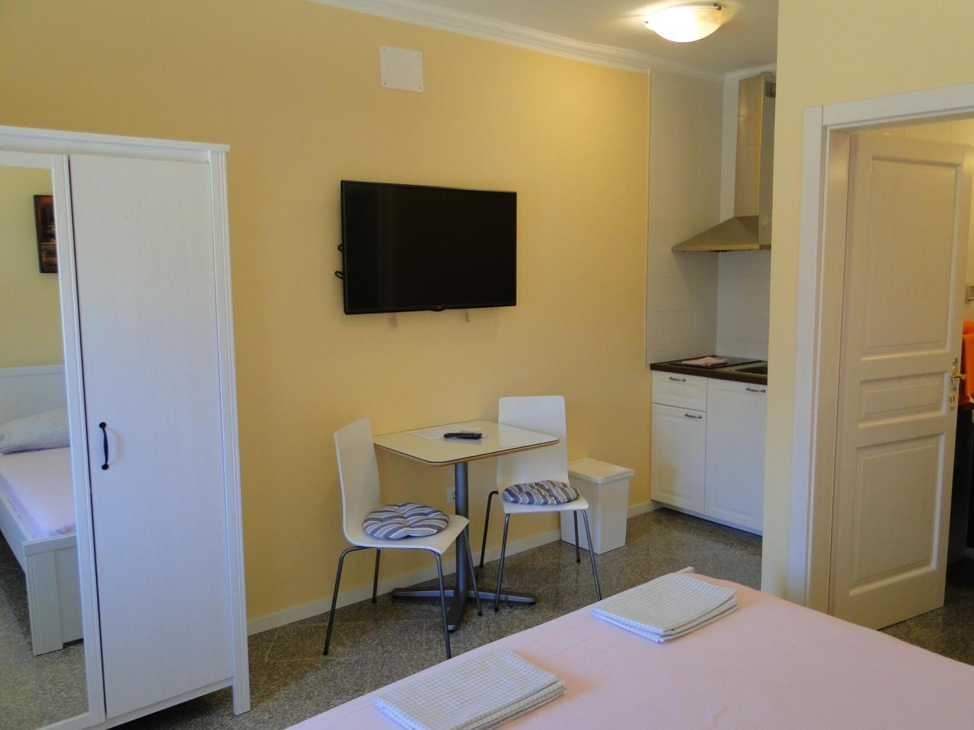 Apartments Villa Ela Umag Room photo